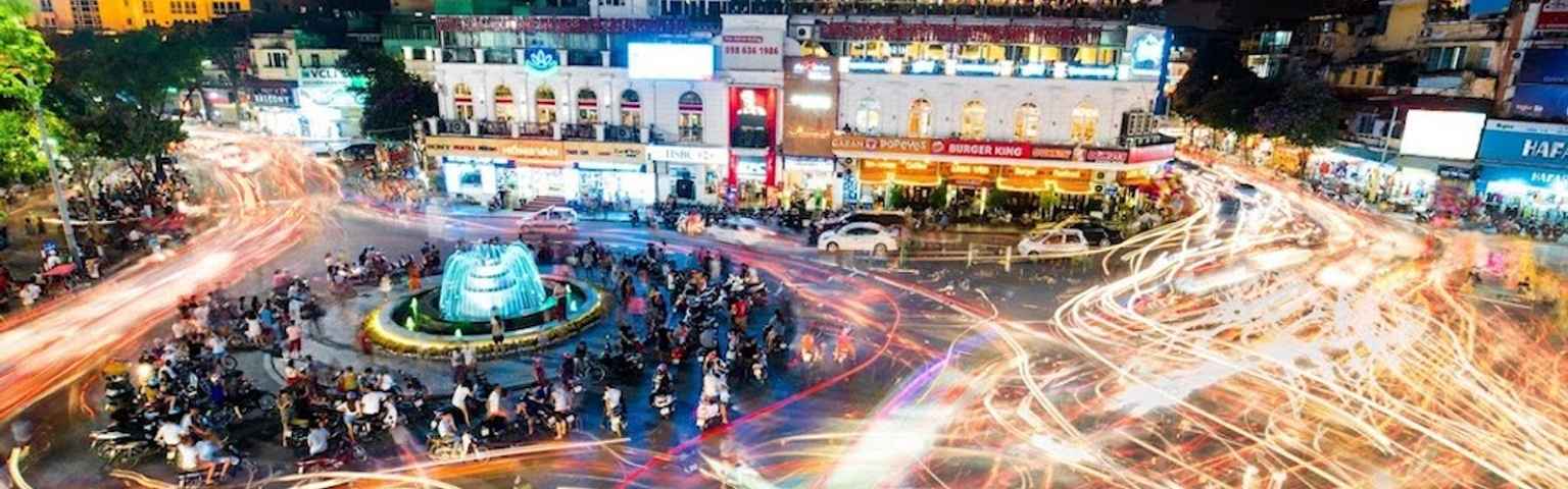 Quảng trường Đông Kinh Nghĩa Thục: Tất tần tật thông tin cần biết khi du lịch